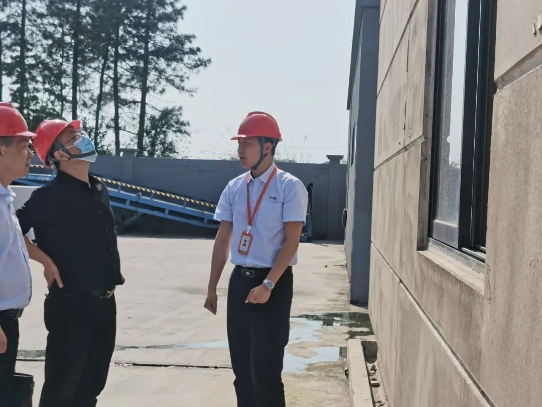 池州市規(guī)劃勘測設計總院楊院長一行蒞臨我司參觀考察